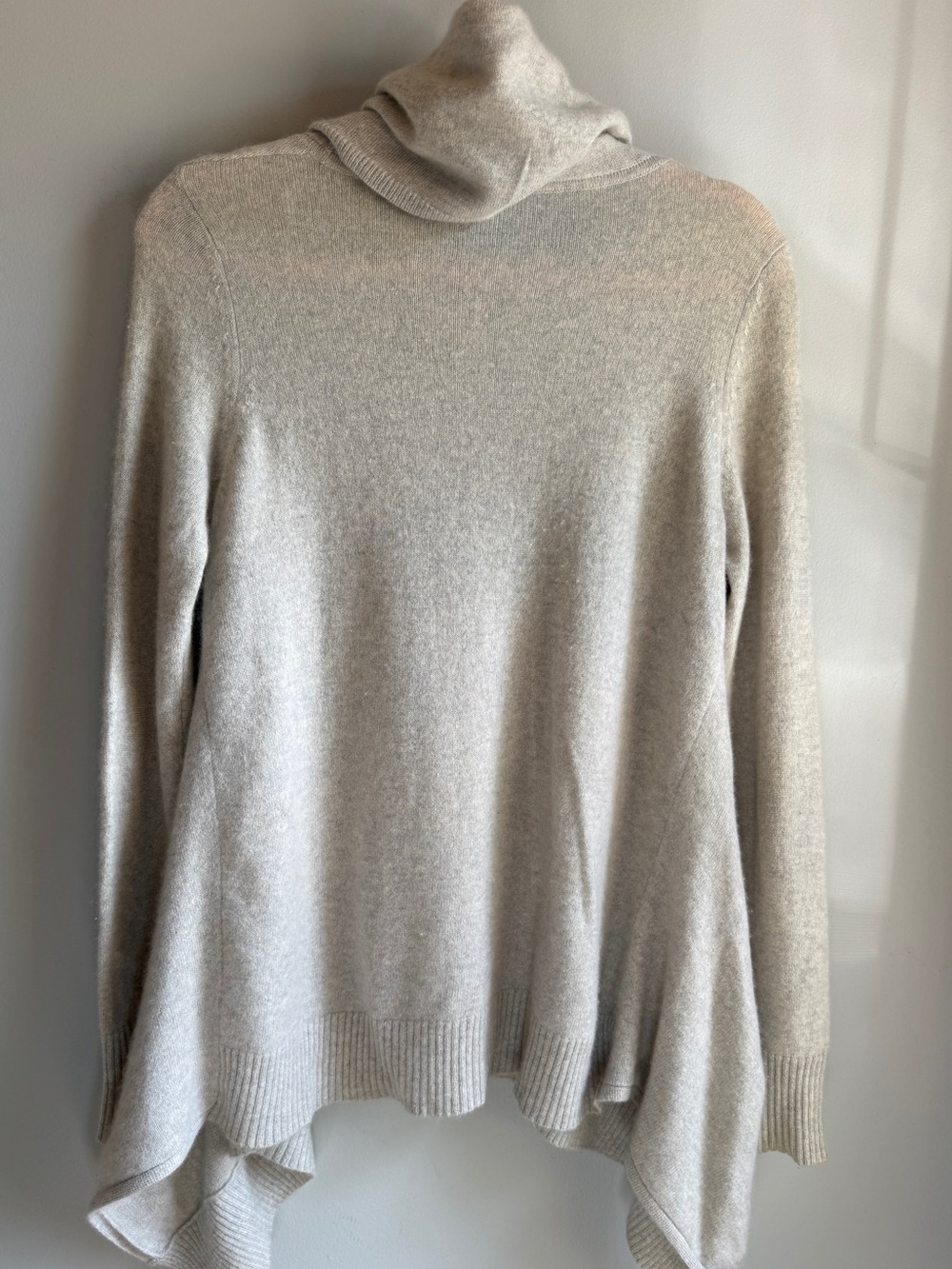C by Bloomingdale's Grey-Cream 100% Cashmere Cowl Neck Sweater M